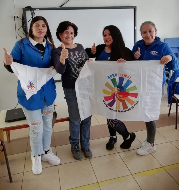 Visita a socias de Jardines infantiles Quillaicito y Uniendo Raíces