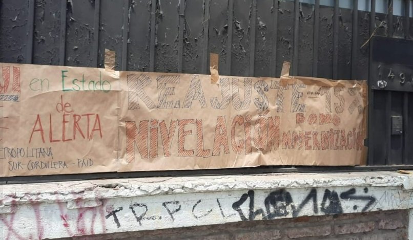 Apoyando a MSP en inicio de negociacion de componente económico y desde nuestras bases con carteles de apoyo